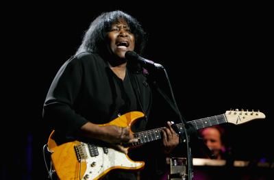 Joan Armatrading on stage at the Royal Albert Hall in 2008