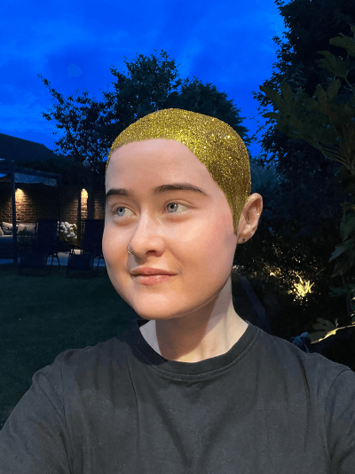 Shell's Glitter anything but hair style
