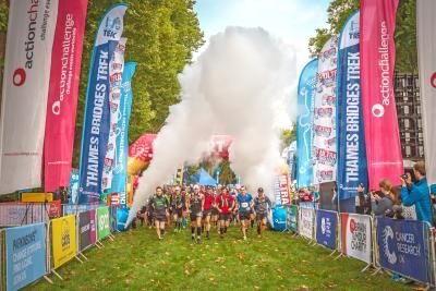 Start of the Thames Path Challenge
