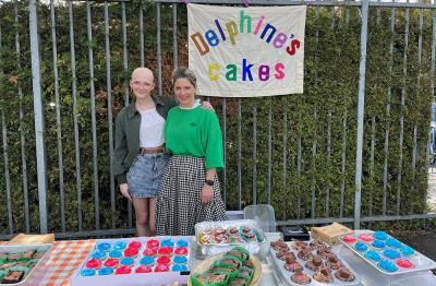 Clementine and Odille at Delphine’s school setting up for the cake sale