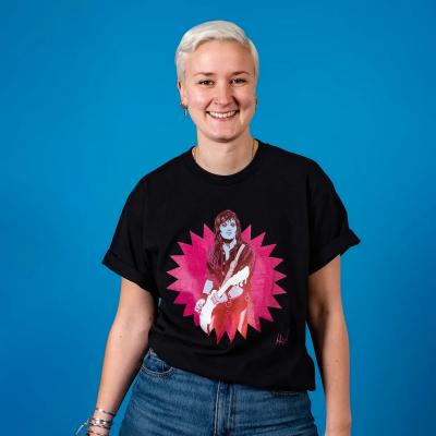 T-shirts featuring Jamie Hewlett art on sale | Teenage Cancer Trust