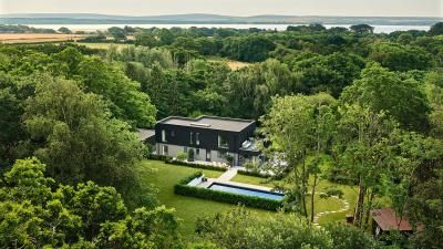 An aerial photograph of the Omaze house in the New Forest