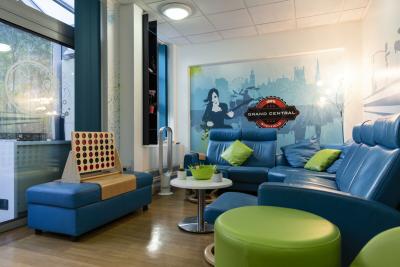 Sheffield Teenage Cancer Trust unit social area