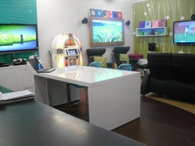Leeds General Infirmary Teenage Cancer Trust unit social area